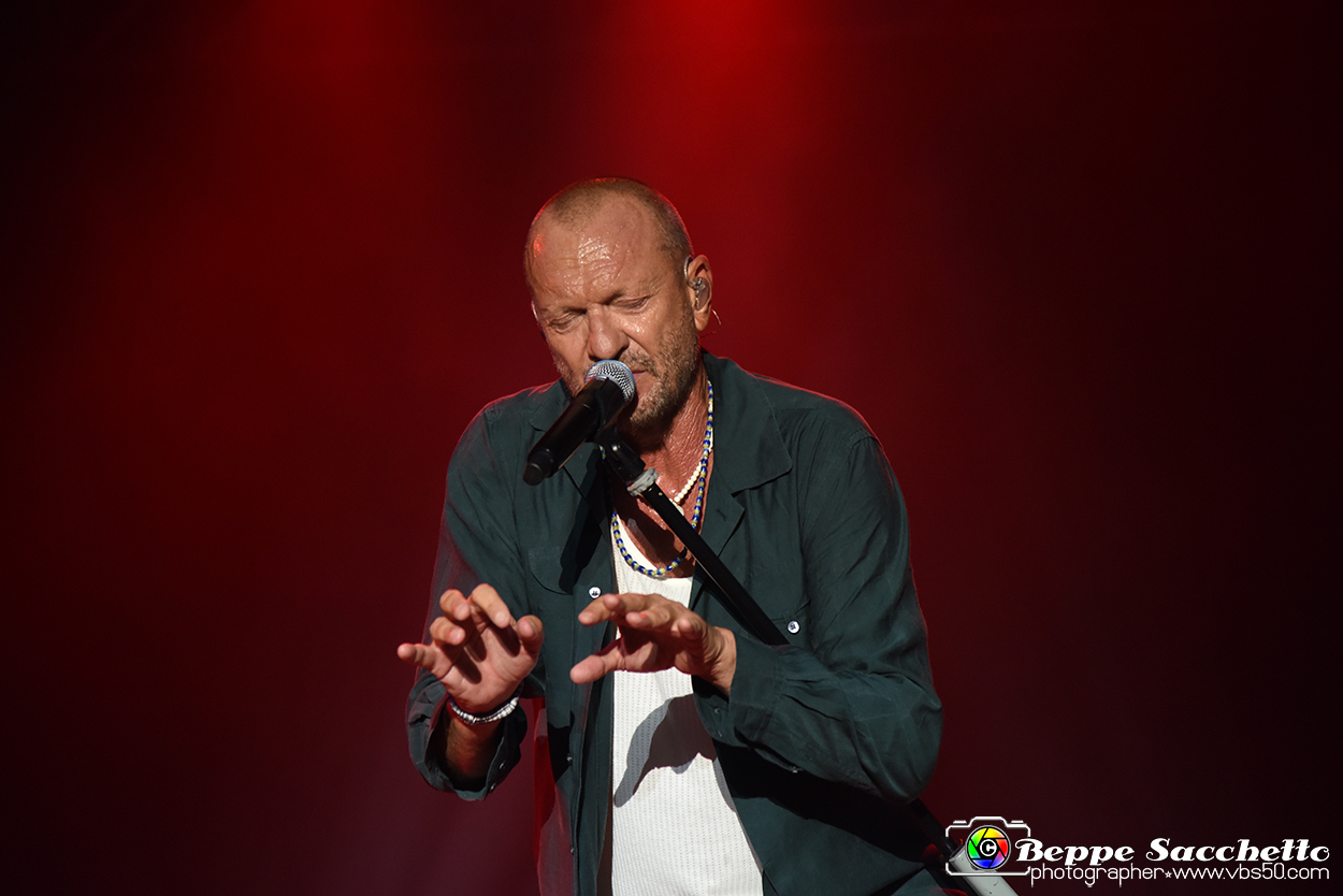 VBS_0890 - Concerto Biagio Antonacci - Palco Centrale Tour 2023.jpg